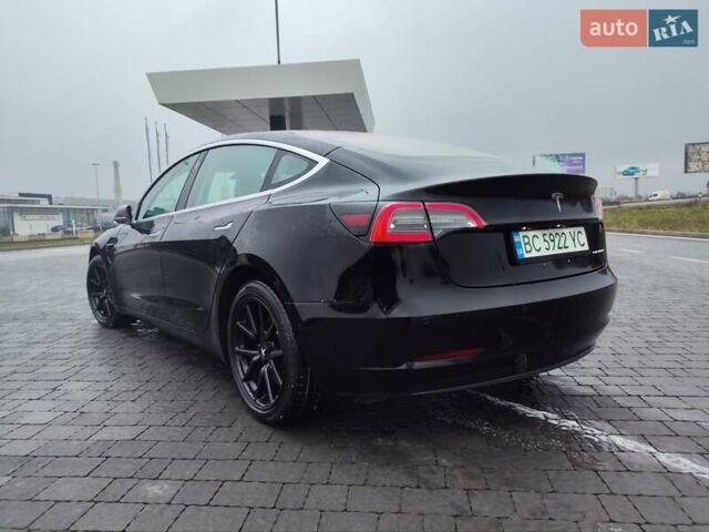 Черный Тесла Модель 3, объемом двигателя 0 л и пробегом 53 тыс. км за 17800 $, фото 5 на Automoto.ua