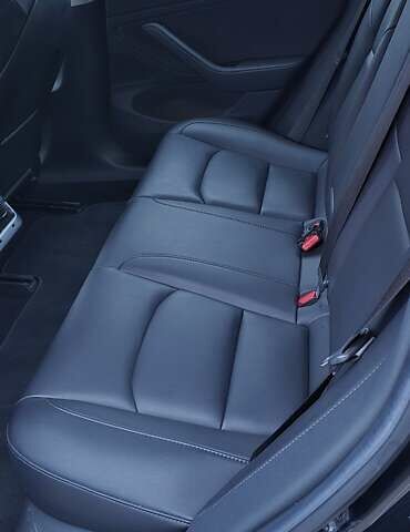 Черный Тесла Модель 3, объемом двигателя 0 л и пробегом 91 тыс. км за 15500 $, фото 8 на Automoto.ua