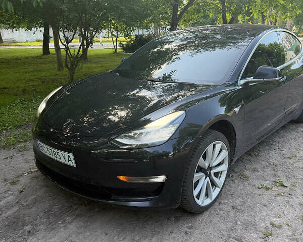 Черный Тесла Модель 3, объемом двигателя 0 л и пробегом 126 тыс. км за 17999 $, фото 1 на Automoto.ua