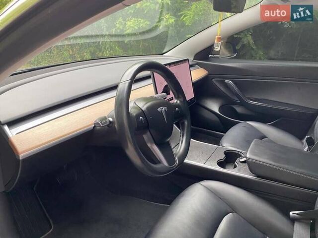 Черный Тесла Модель 3, объемом двигателя 0 л и пробегом 131 тыс. км за 17500 $, фото 47 на Automoto.ua
