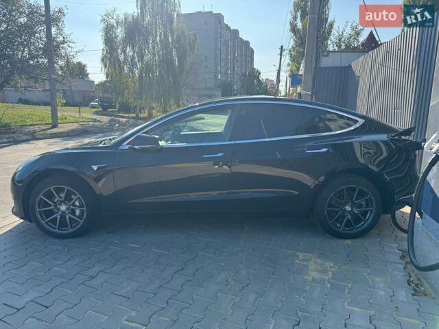 Чорний Тесла Модель 3, об'ємом двигуна 0 л та пробігом 102 тис. км за 16500 $, фото 3 на Automoto.ua