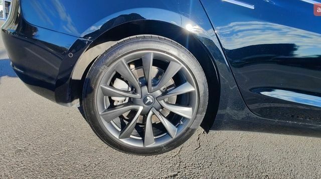 Чорний Тесла Модель 3, об'ємом двигуна 0 л та пробігом 110 тис. км за 16700 $, фото 12 на Automoto.ua