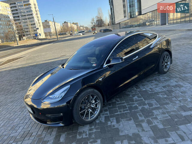 Черный Тесла Модель 3, объемом двигателя 0 л и пробегом 113 тыс. км за 16999 $, фото 8 на Automoto.ua