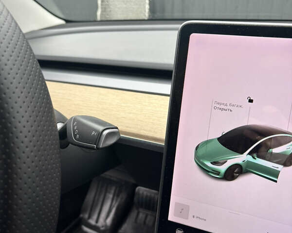 Черный Тесла Модель 3, объемом двигателя 0 л и пробегом 110 тыс. км за 14900 $, фото 24 на Automoto.ua