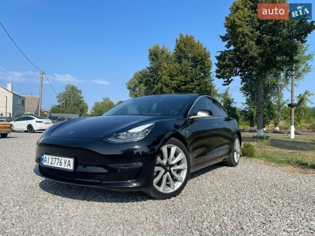 Чорний Тесла Модель 3, об'ємом двигуна 0 л та пробігом 177 тис. км за 17500 $, фото 1 на Automoto.ua