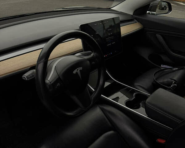 Черный Тесла Модель 3, объемом двигателя 0 л и пробегом 158 тыс. км за 18300 $, фото 7 на Automoto.ua