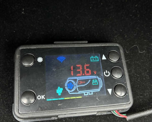 Черный Тесла Модель 3, объемом двигателя 0 л и пробегом 110 тыс. км за 14900 $, фото 31 на Automoto.ua