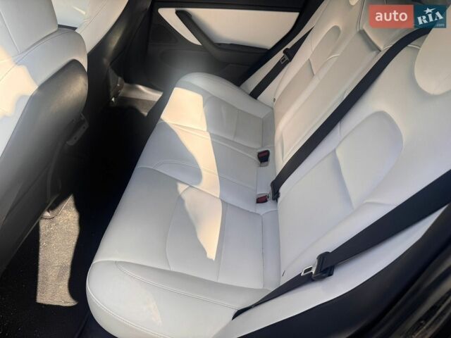Черный Тесла Модель 3, объемом двигателя 0 л и пробегом 203 тыс. км за 13600 $, фото 8 на Automoto.ua