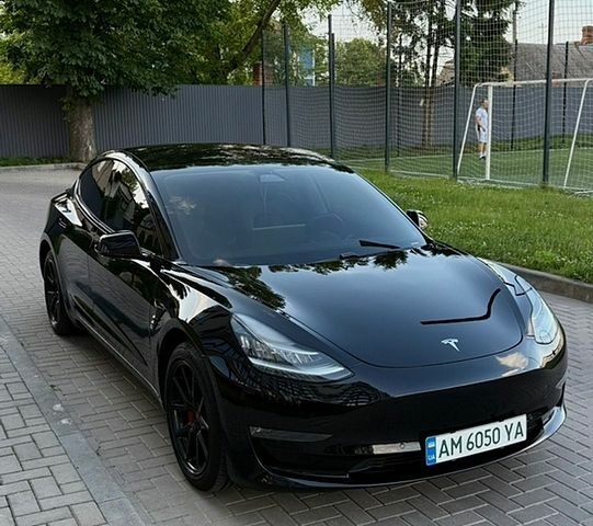 Чорний Тесла Модель 3, об'ємом двигуна 0 л та пробігом 87 тис. км за 18000 $, фото 2 на Automoto.ua