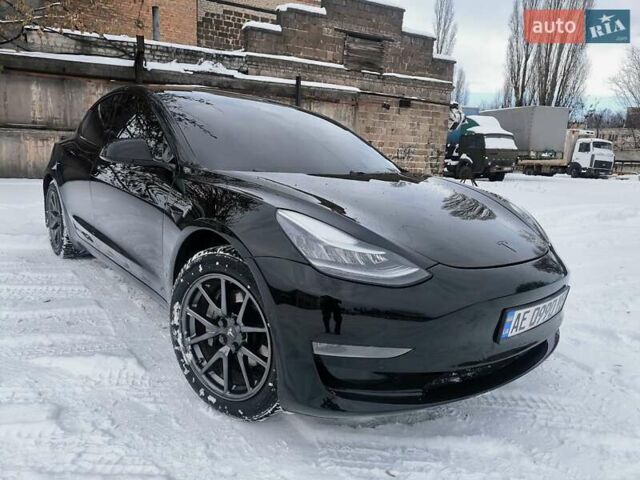 Чорний Тесла Модель 3, об'ємом двигуна 0 л та пробігом 95 тис. км за 17800 $, фото 7 на Automoto.ua