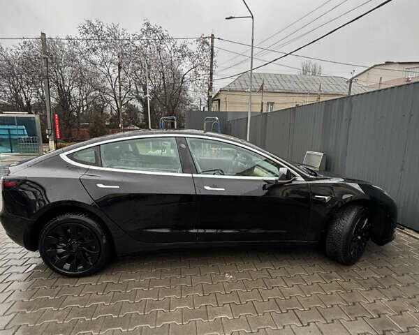 Черный Тесла Модель 3, объемом двигателя 0 л и пробегом 110 тыс. км за 14900 $, фото 10 на Automoto.ua