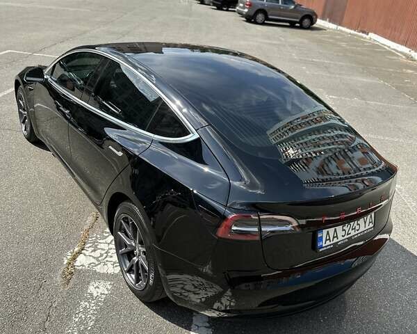 Чорний Тесла Модель 3, об'ємом двигуна 0 л та пробігом 65 тис. км за 18500 $, фото 26 на Automoto.ua