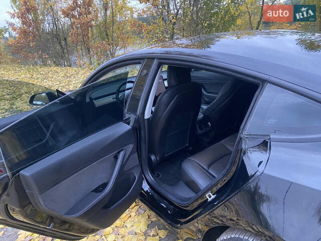 Тесла Модель 3 2018 в Виннице на Automoto.ua Черный Тесла Модель 3, объемом двигателя 0 л и пробегом 95 тыс. км за 16500 $, фото 11 на Automoto.ua