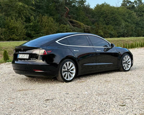 Черный Тесла Модель 3, объемом двигателя 0 л и пробегом 128 тыс. км за 16000 $, фото 3 на Automoto.ua