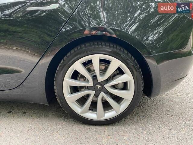 Черный Тесла Модель 3, объемом двигателя 0 л и пробегом 131 тыс. км за 17500 $, фото 78 на Automoto.ua