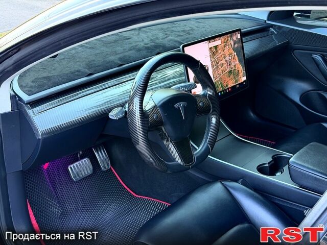 Черный Тесла Модель 3, объемом двигателя 0.37 л и пробегом 199 тыс. км за 17500 $, фото 9 на Automoto.ua