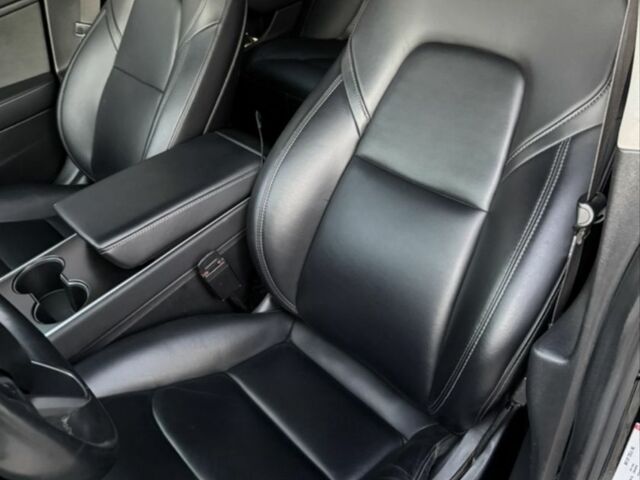 Чорний Тесла Модель 3, об'ємом двигуна 0 л та пробігом 95 тис. км за 16500 $, фото 4 на Automoto.ua