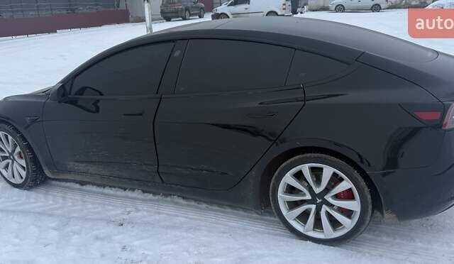 Чорний Тесла Модель 3, об'ємом двигуна 0 л та пробігом 120 тис. км за 18000 $, фото 4 на Automoto.ua