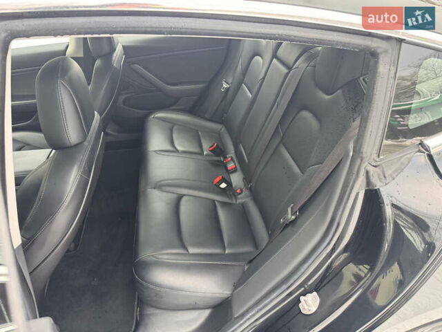 Чорний Тесла Модель 3, об'ємом двигуна 0 л та пробігом 115 тис. км за 19500 $, фото 12 на Automoto.ua