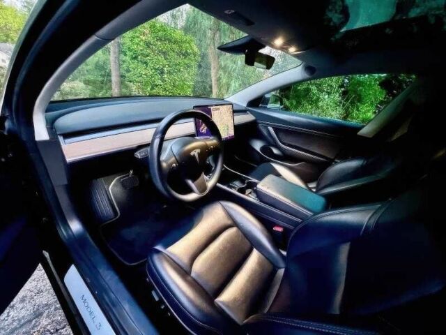 Черный Тесла Модель 3, объемом двигателя 0 л и пробегом 89 тыс. км за 10000 $, фото 6 на Automoto.ua