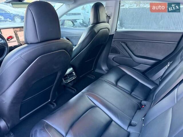 Черный Тесла Модель 3, объемом двигателя 0 л и пробегом 220 тыс. км за 13200 $, фото 15 на Automoto.ua