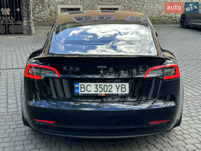 Чорний Тесла Модель 3, об'ємом двигуна 0 л та пробігом 109 тис. км за 17900 $, фото 11 на Automoto.ua