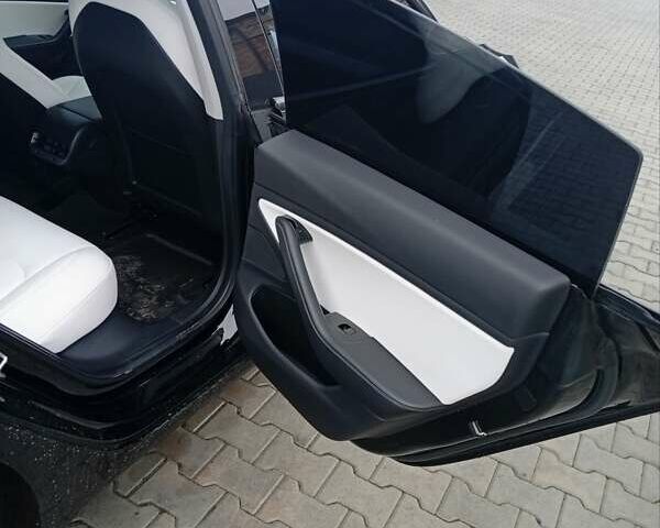 Черный Тесла Модель 3, объемом двигателя 0 л и пробегом 186 тыс. км за 16000 $, фото 9 на Automoto.ua