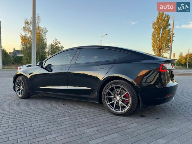 Чорний Тесла Модель 3, об'ємом двигуна 0 л та пробігом 136 тис. км за 17400 $, фото 6 на Automoto.ua