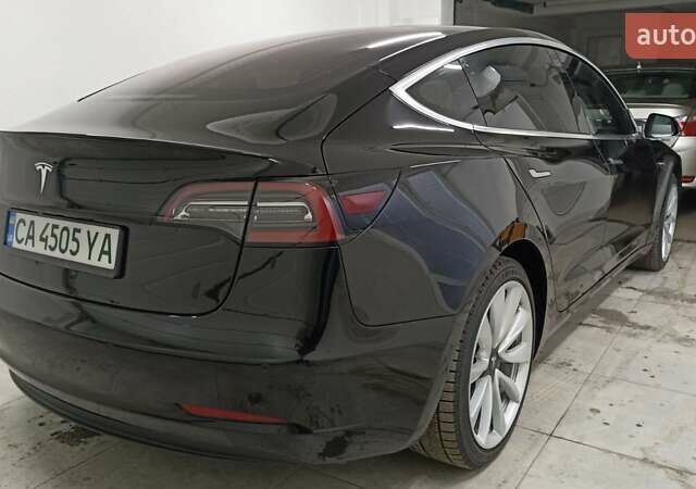 Тесла Модель 3 2018 у Умани на Automoto.ua Чорний Тесла Модель 3, об'ємом двигуна 0 л та пробігом 201 тис. км за 19000 $, фото 92 на Automoto.ua