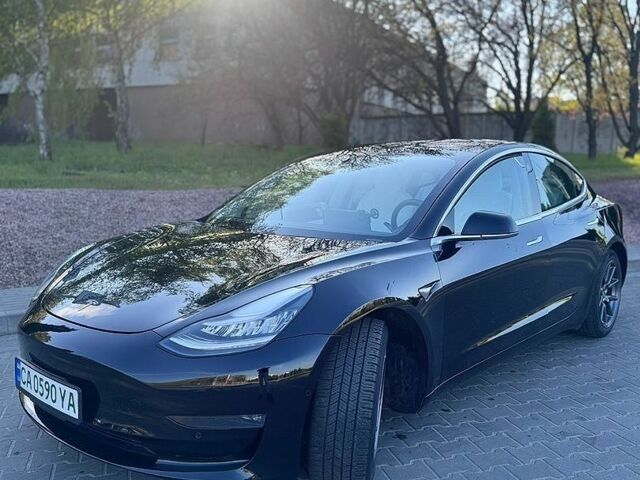Черный Тесла Модель 3, объемом двигателя 0 л и пробегом 140 тыс. км за 15500 $, фото 4 на Automoto.ua
