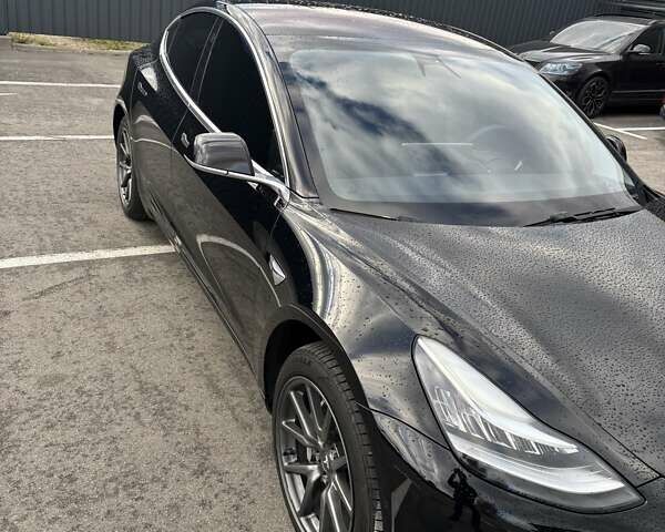 Чорний Тесла Модель 3, об'ємом двигуна 0 л та пробігом 114 тис. км за 15120 $, фото 4 на Automoto.ua