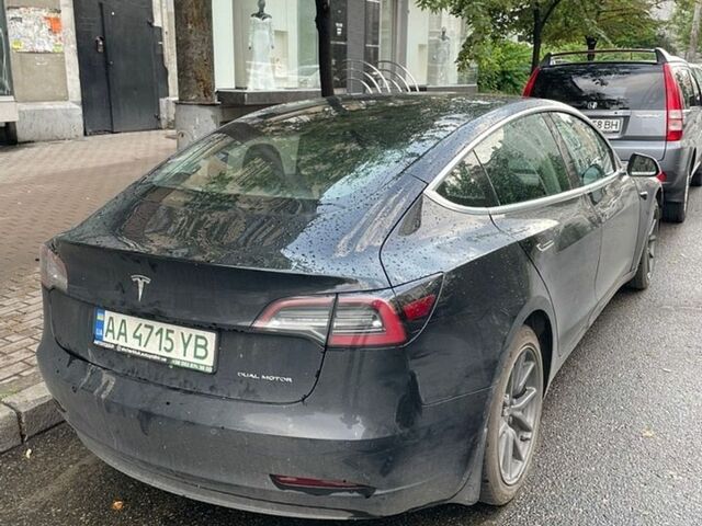 Черный Тесла Модель 3, объемом двигателя 0 л и пробегом 168 тыс. км за 14900 $, фото 5 на Automoto.ua