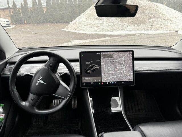 Чорний Тесла Модель 3, об'ємом двигуна 0 л та пробігом 92 тис. км за 18499 $, фото 9 на Automoto.ua