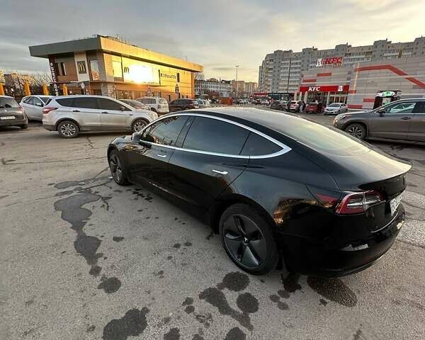 Чорний Тесла Модель 3, об'ємом двигуна 0 л та пробігом 123 тис. км за 16499 $, фото 5 на Automoto.ua