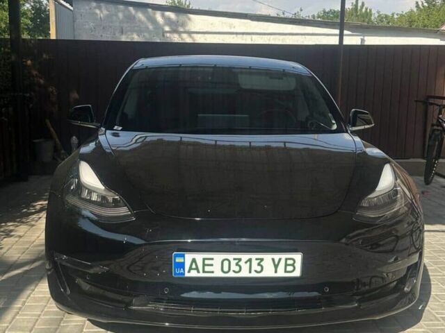Черный Тесла Модель 3, объемом двигателя 0 л и пробегом 170 тыс. км за 15000 $, фото 3 на Automoto.ua