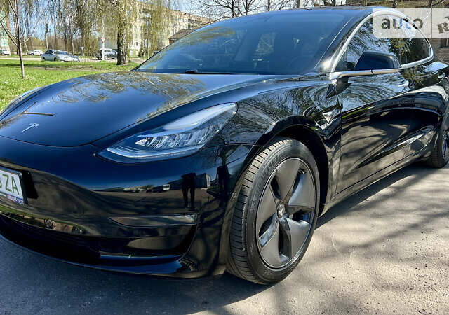 Черный Тесла Модель 3, объемом двигателя 0 л и пробегом 95 тыс. км за 20800 $, фото 14 на Automoto.ua