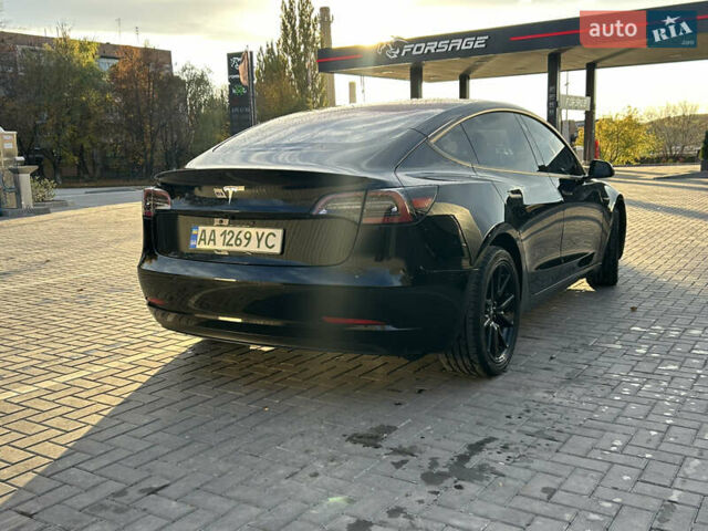 Тесла Модель 3 2018 в Каменце-Подольском на Automoto.ua Черный Тесла Модель 3, объемом двигателя 0 л и пробегом 77 тыс. км за 16200 $, фото 4 на Automoto.ua