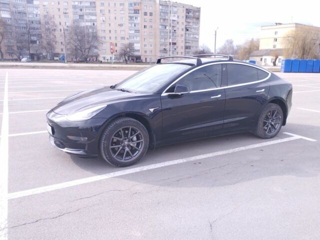 Черный Тесла Модель 3, объемом двигателя 0 л и пробегом 129 тыс. км за 16800 $, фото 1 на Automoto.ua