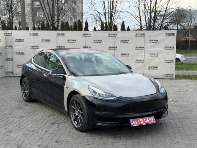 Чорний Тесла Модель 3, об'ємом двигуна 0 л та пробігом 189 тис. км за 11600 $, фото 1 на Automoto.ua