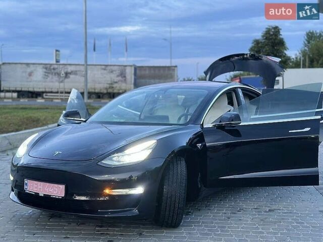 Черный Тесла Модель 3, объемом двигателя 0 л и пробегом 119 тыс. км за 14499 $, фото 1 на Automoto.ua