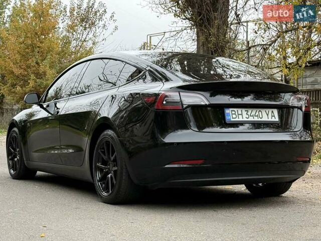Черный Тесла Модель 3, объемом двигателя 0 л и пробегом 102 тыс. км за 18900 $, фото 12 на Automoto.ua