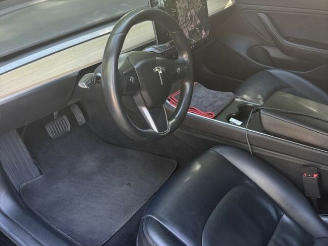 Черный Тесла Модель 3, объемом двигателя 0 л и пробегом 120 тыс. км за 18000 $, фото 9 на Automoto.ua