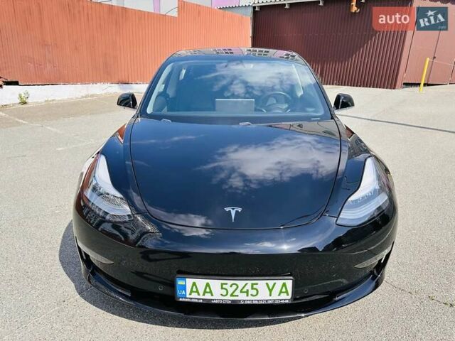 Чорний Тесла Модель 3, об'ємом двигуна 0 л та пробігом 65 тис. км за 18500 $, фото 1 на Automoto.ua