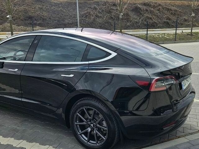 Черный Тесла Модель 3, объемом двигателя 0 л и пробегом 205 тыс. км за 16500 $, фото 3 на Automoto.ua
