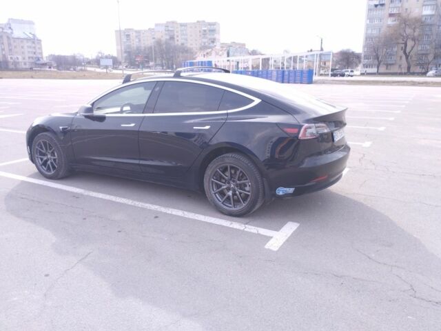 Черный Тесла Модель 3, объемом двигателя 0 л и пробегом 129 тыс. км за 16800 $, фото 9 на Automoto.ua