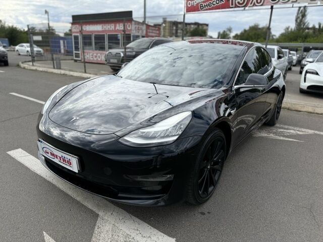 Черный Тесла Модель 3, объемом двигателя 0 л и пробегом 96 тыс. км за 16300 $, фото 2 на Automoto.ua