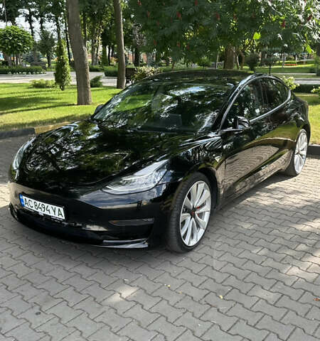 Черный Тесла Модель 3, объемом двигателя 0 л и пробегом 165 тыс. км за 20000 $, фото 3 на Automoto.ua