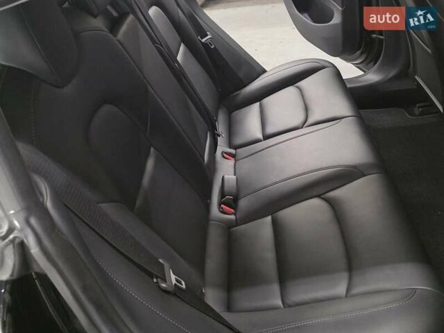 Чорний Тесла Модель 3, об'ємом двигуна 0 л та пробігом 140 тис. км за 14800 $, фото 5 на Automoto.ua