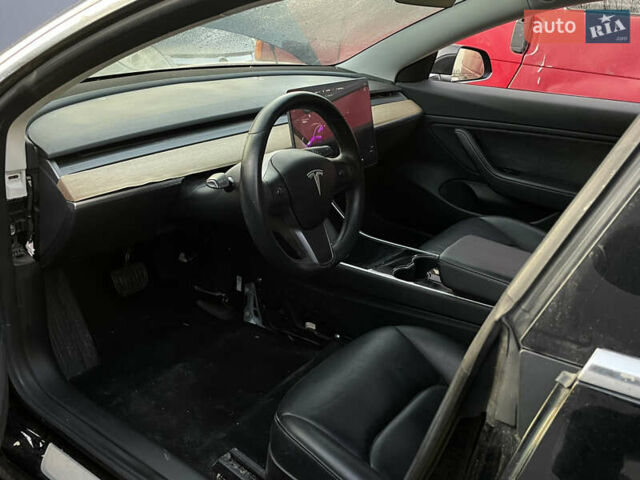 Черный Тесла Модель 3, объемом двигателя 0 л и пробегом 120 тыс. км за 9999 $, фото 7 на Automoto.ua