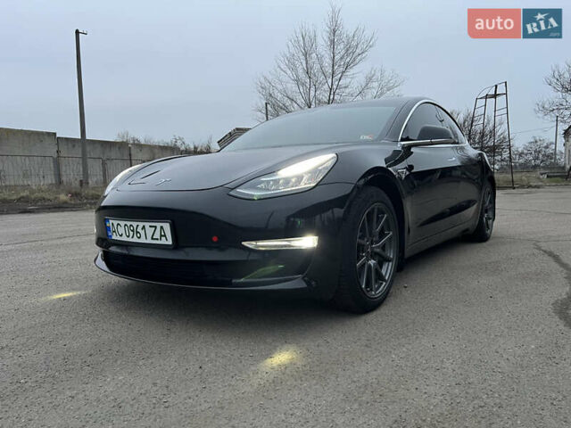 Черный Тесла Модель 3, объемом двигателя 0 л и пробегом 113 тыс. км за 16999 $, фото 1 на Automoto.ua